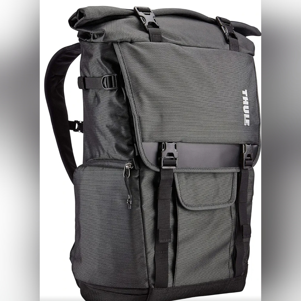 Thule Covert DSLR backpack